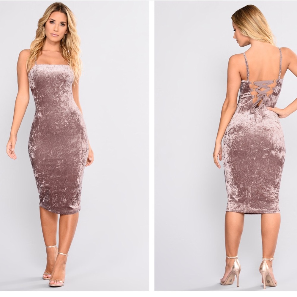 Crushed Velvet Dress 👛